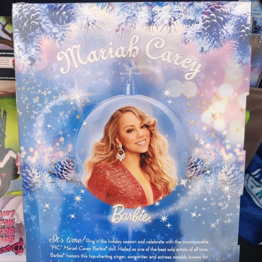 Mariah Carey Barbie Signature Holiday Doll Christmas Red Dress NEW SEALED - Picture 3 of 3